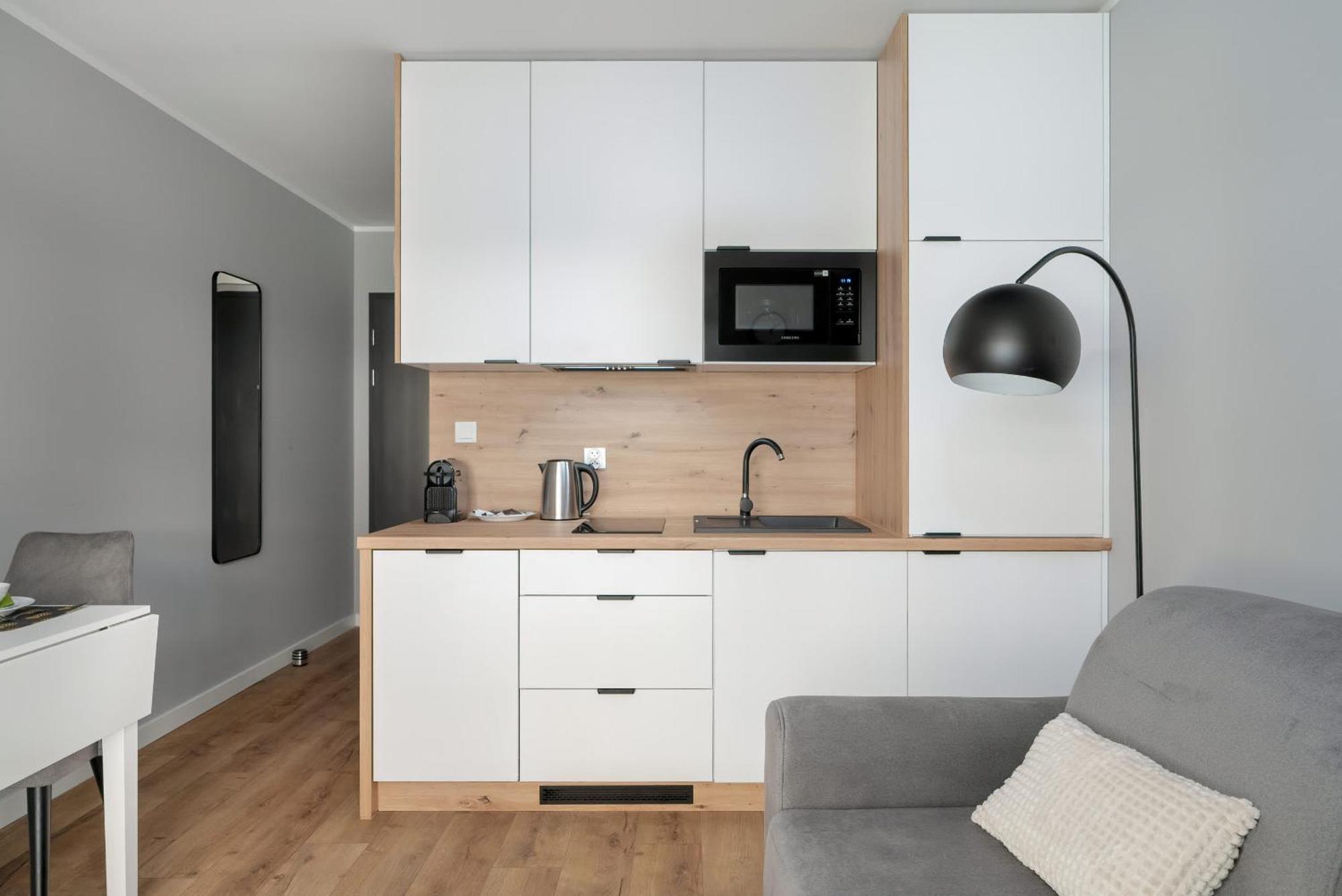 Jasny & Elegancki Typu Z Tarasem By Renters Apartment Posen